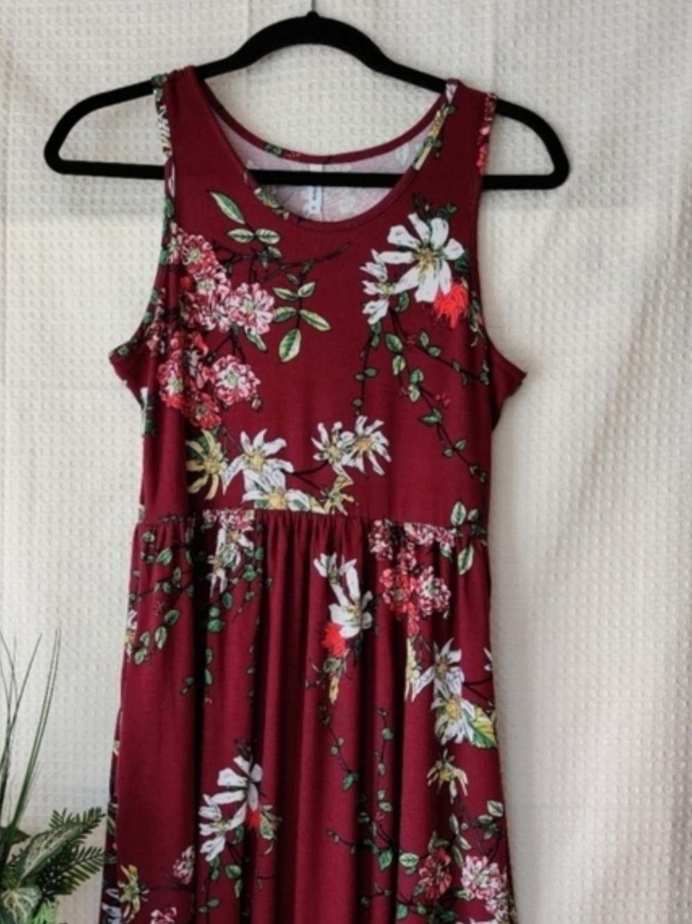 Longyuan, Sleeveless Maroon Floral Summer Dress Size M